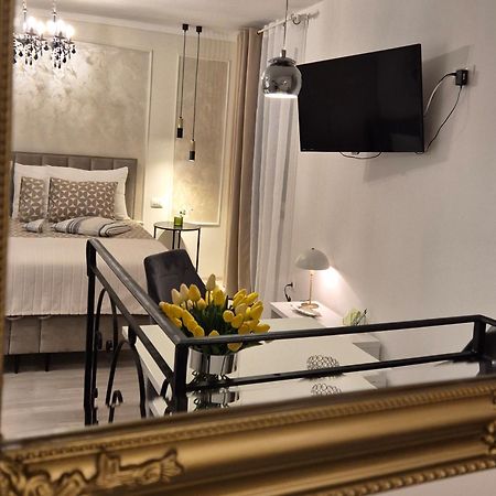 Studio Apartment Lily Rovinj Buitenkant foto